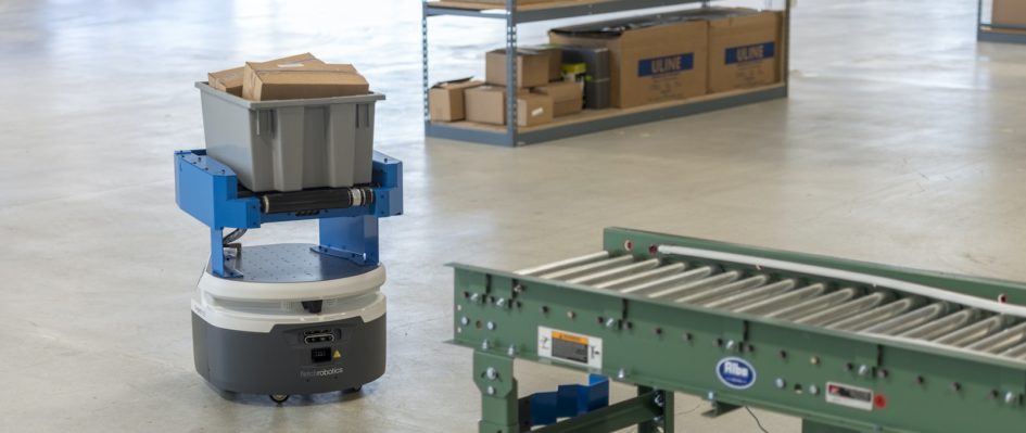 Автономные роботы устраняют до 70% непродуктивной работы складских работников